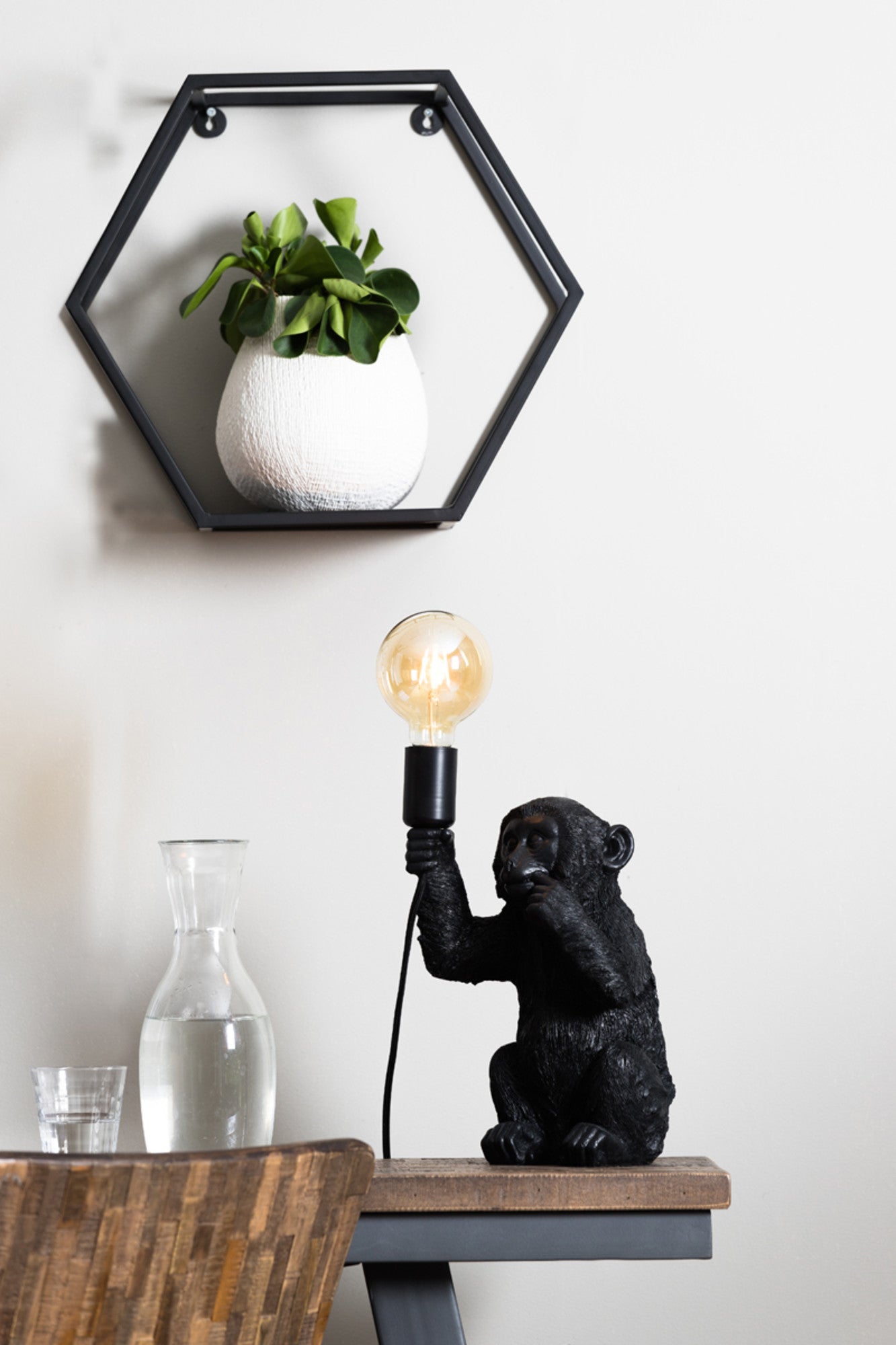aap-tafellamp-zwart-light-living-monkey-variant-image4