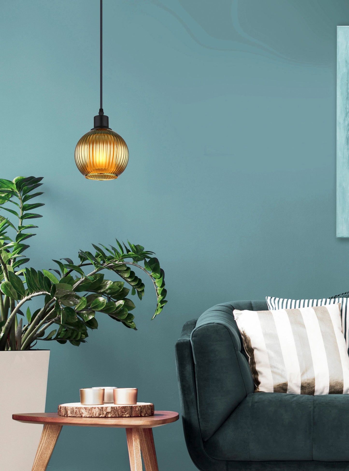 moderne-hanglamp-met-gegroefde-glazen-bol-zumba-variant-image3