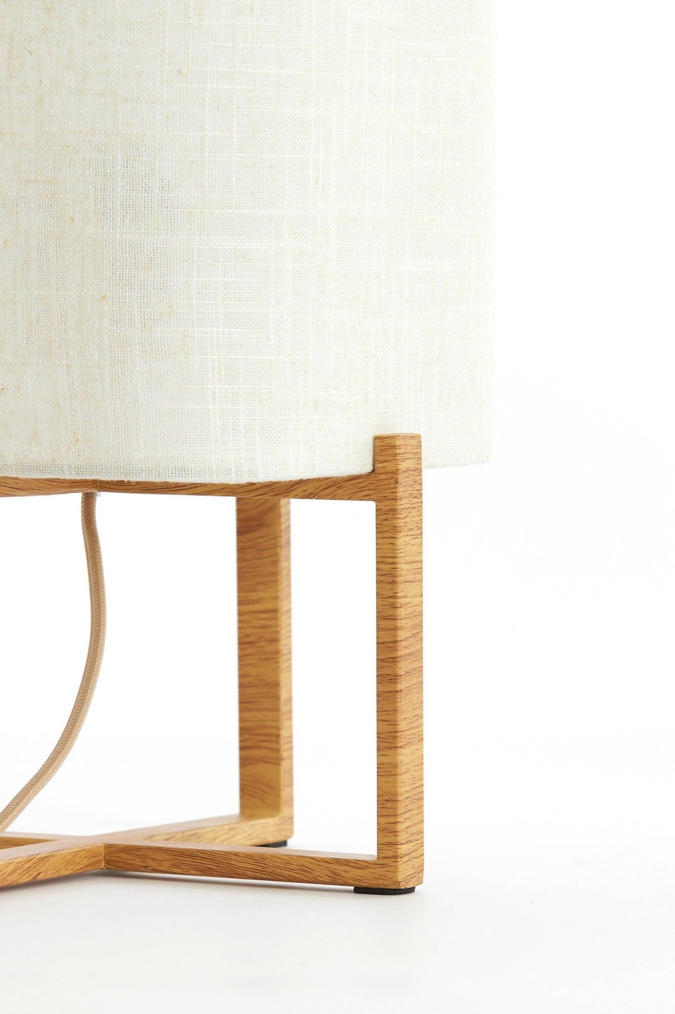 tafellamp-met-rechthoekige-lampenkap-wit-linnen-light-living-wyn-variant-image7