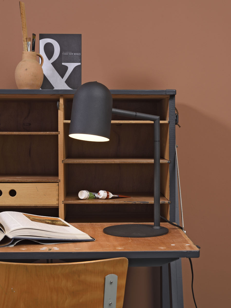 tafellamp-zwart-metaal-bekervormig-its-about-romi-marseille-variant-image4