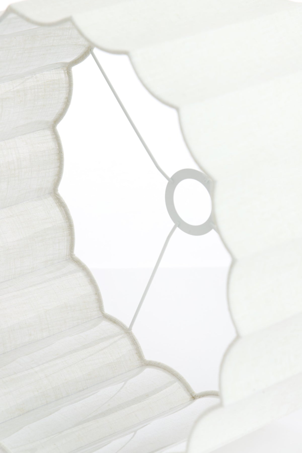 witte-geplooide-lampenkap-cilinder-light-living-disli-variant-image7