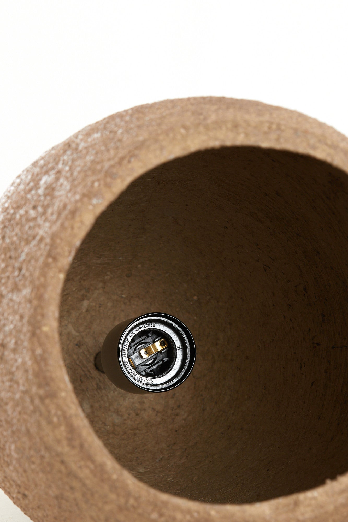 rustieke-hanglamp-in-bruine-kleur-light-living-divala-variant-image7