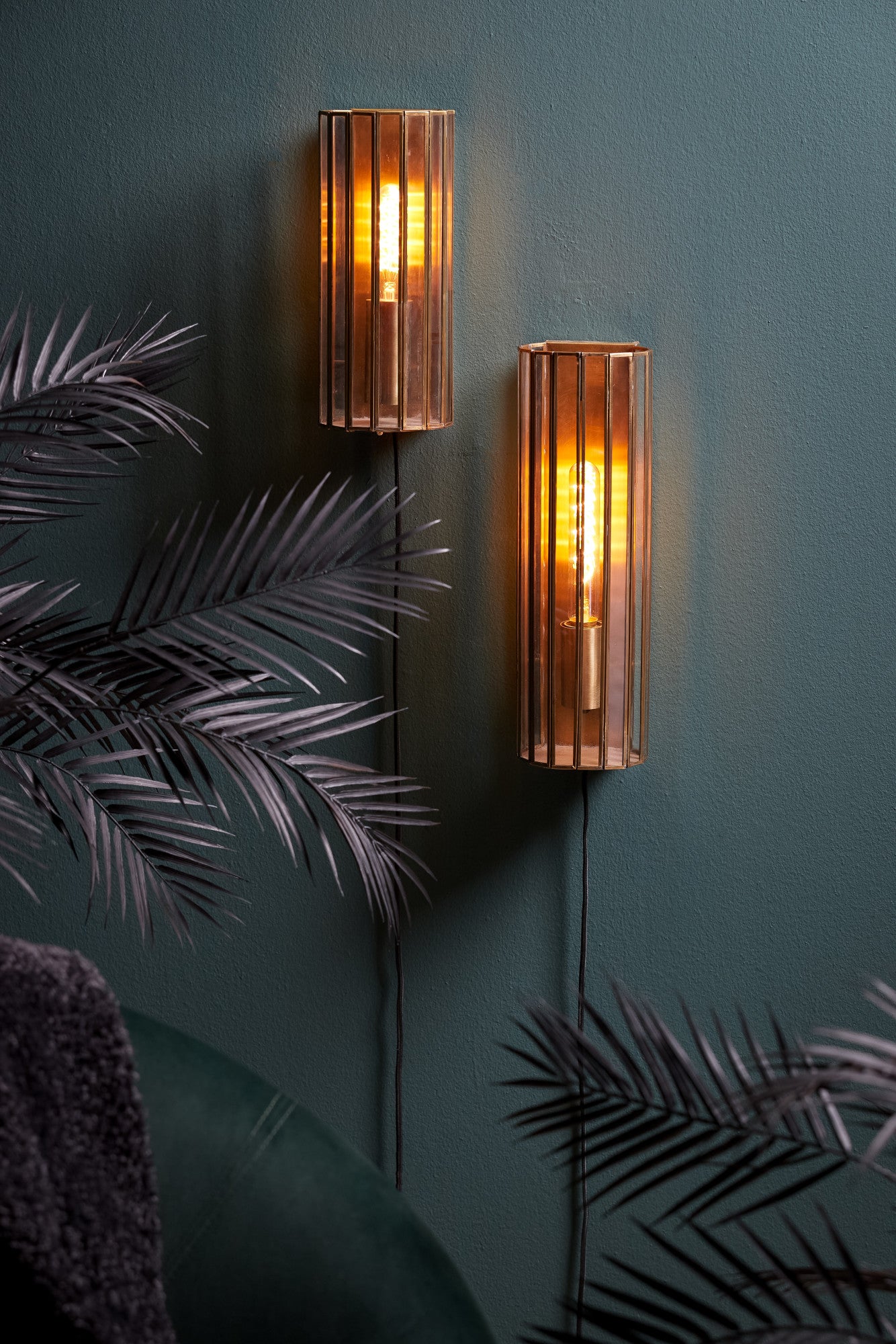 messing-wandlamp-met-glas-light-living-stroeby-variant-image4