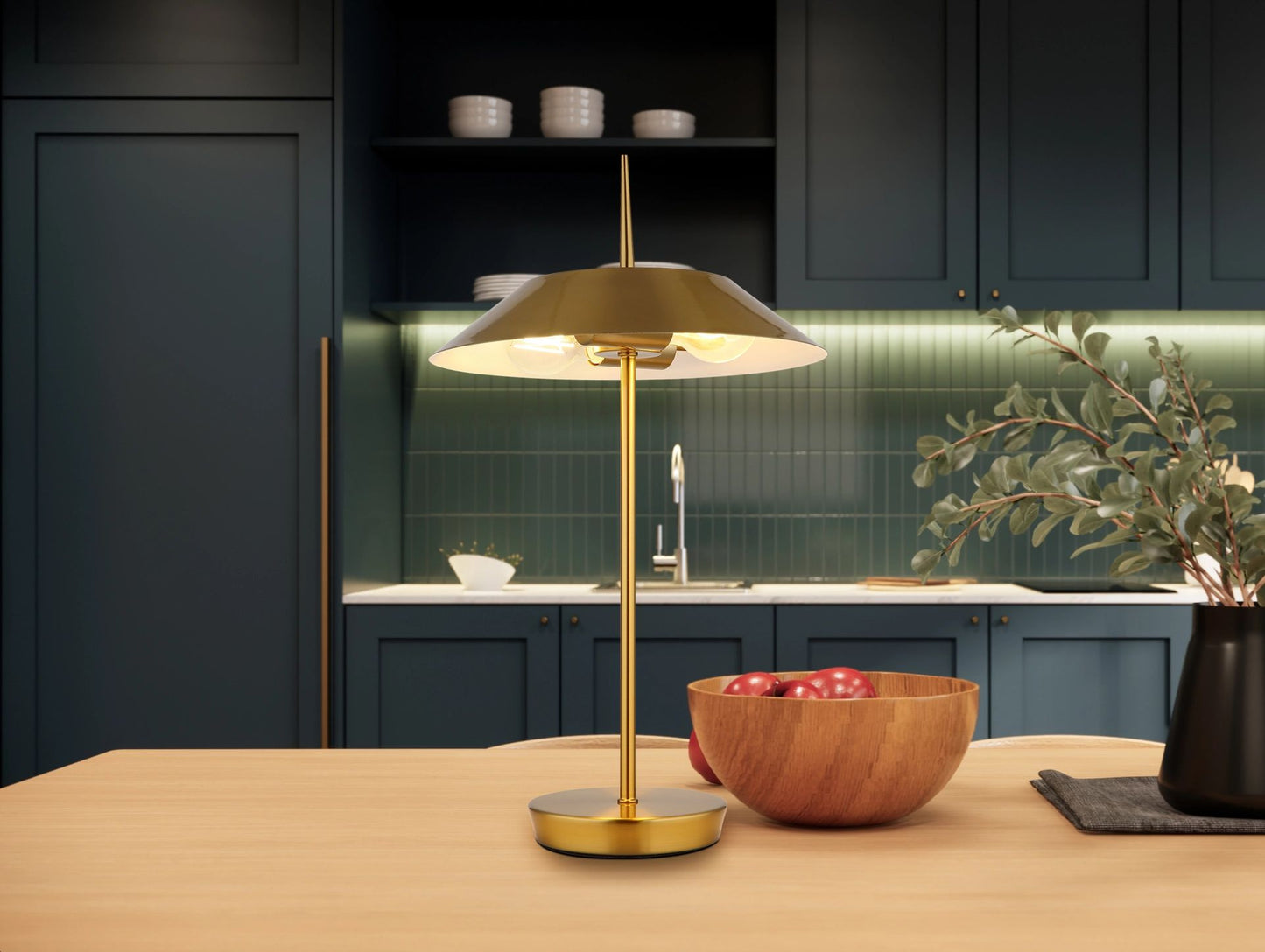 elegante-metalen-tafellamp-met-messingafwerking-brenlor-variant-image7