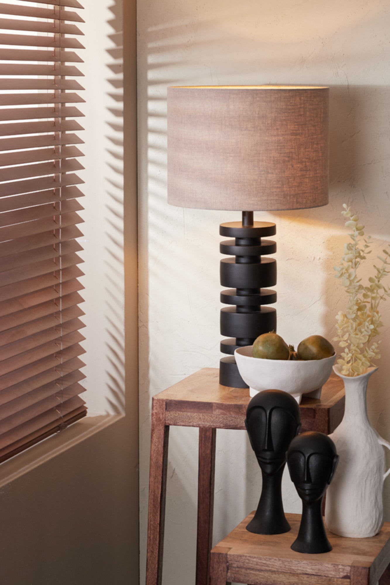 moderne-zwarte-lampenvoet-met-stijl-light-living-desley-variant-image3