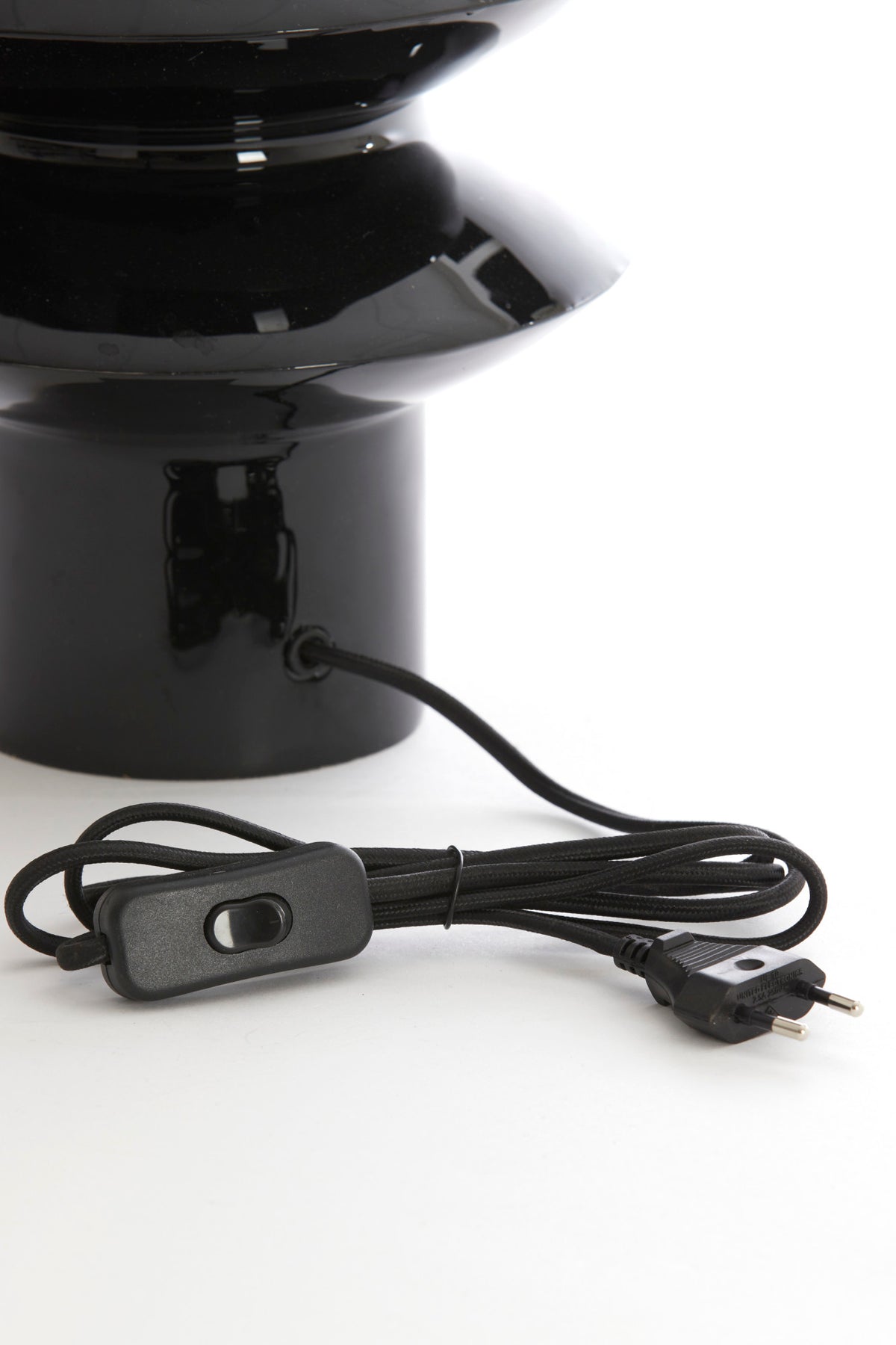 Lampada da tavolo nera lucida Light & Living Petch – immagine 6