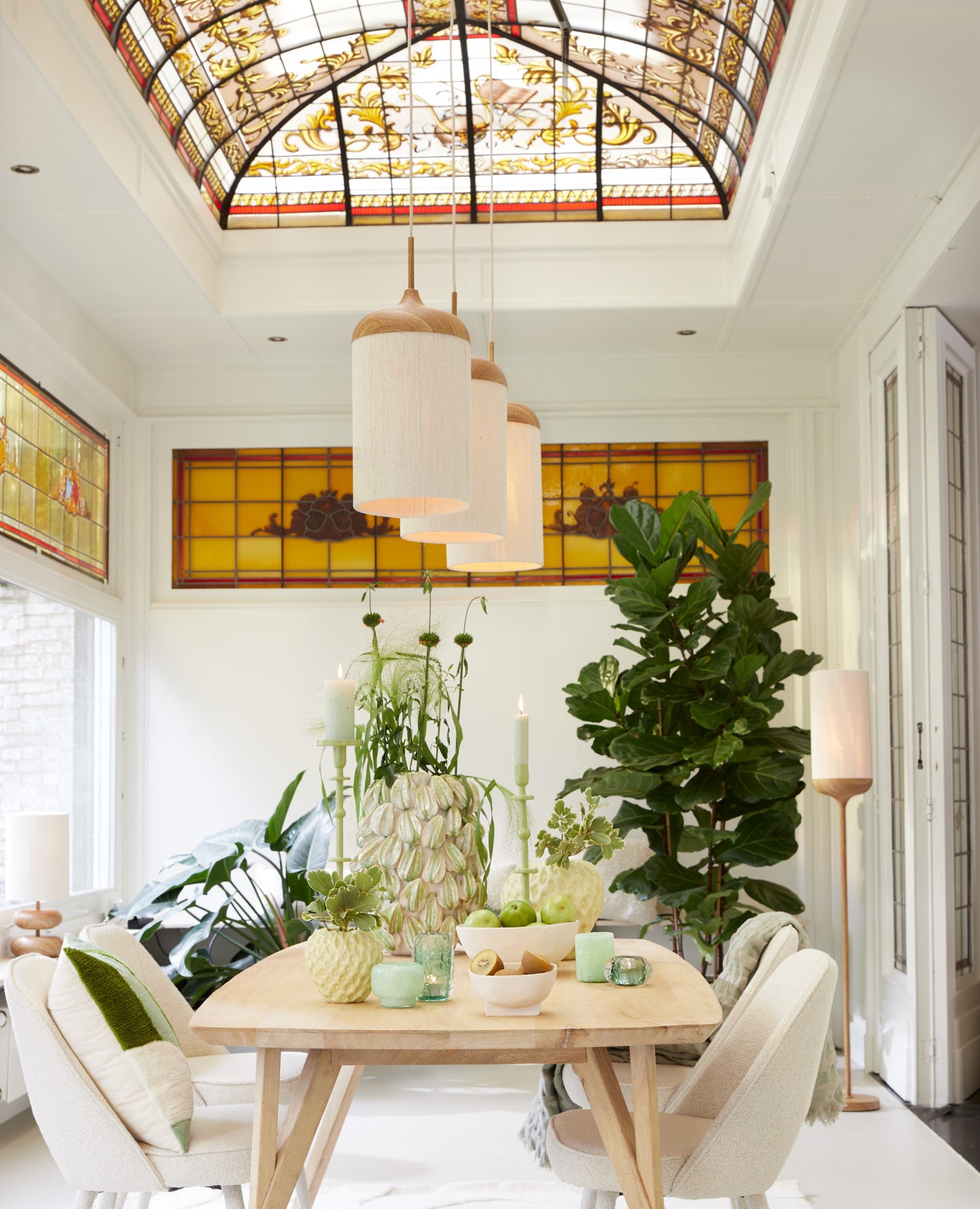 3-licht-hanglamp-naturel-beige-bekervorm-light-living-dania-variant-image4