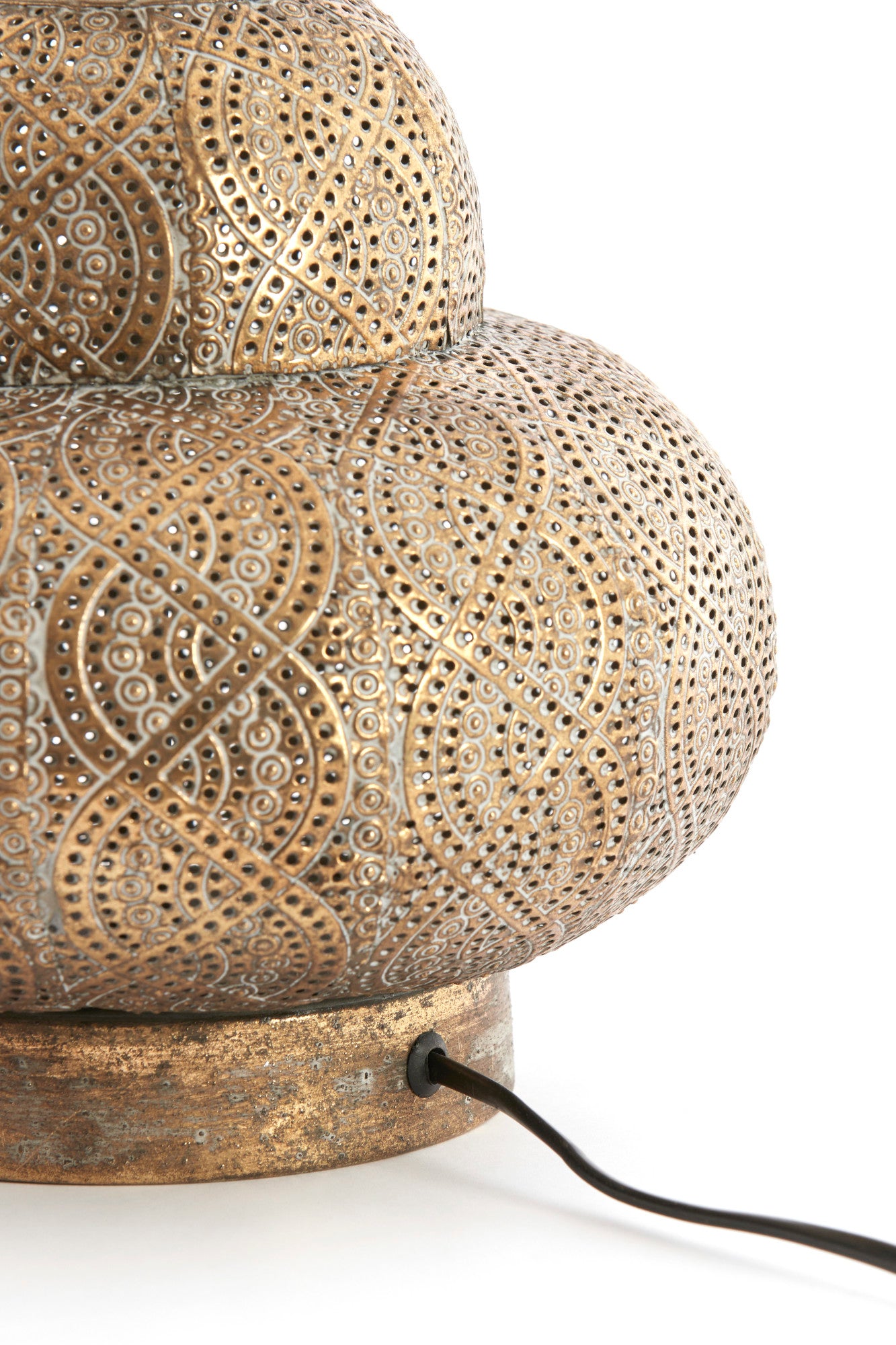 keramiek-tafellamp-rood-speels-en-compact-light-living-berries-variant-image6