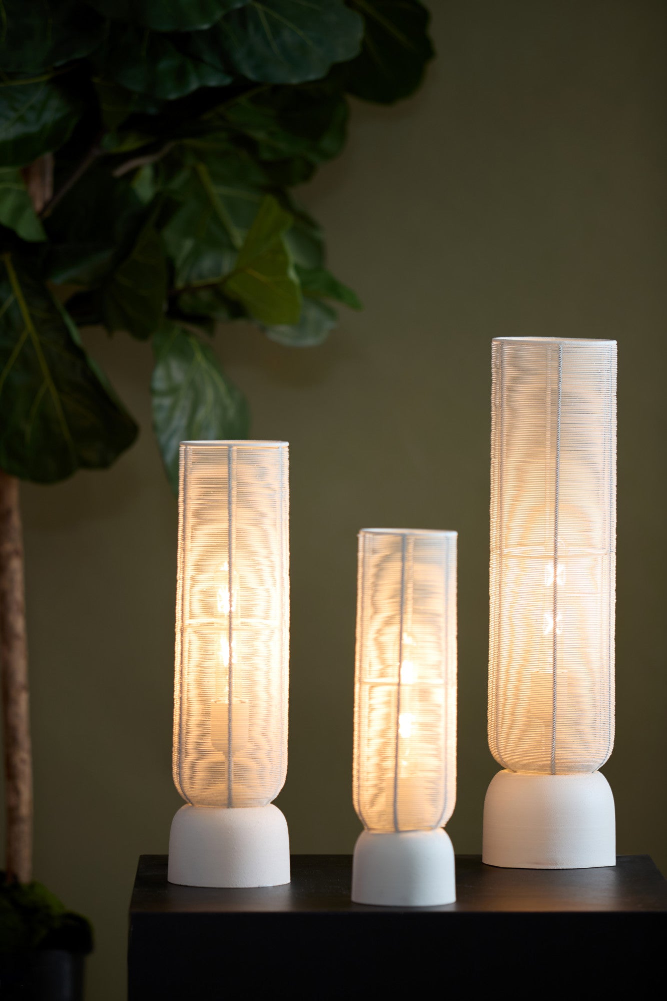 cilindrische-hoge-tafellamp-off-white-light-living-lezuza-variant-image3