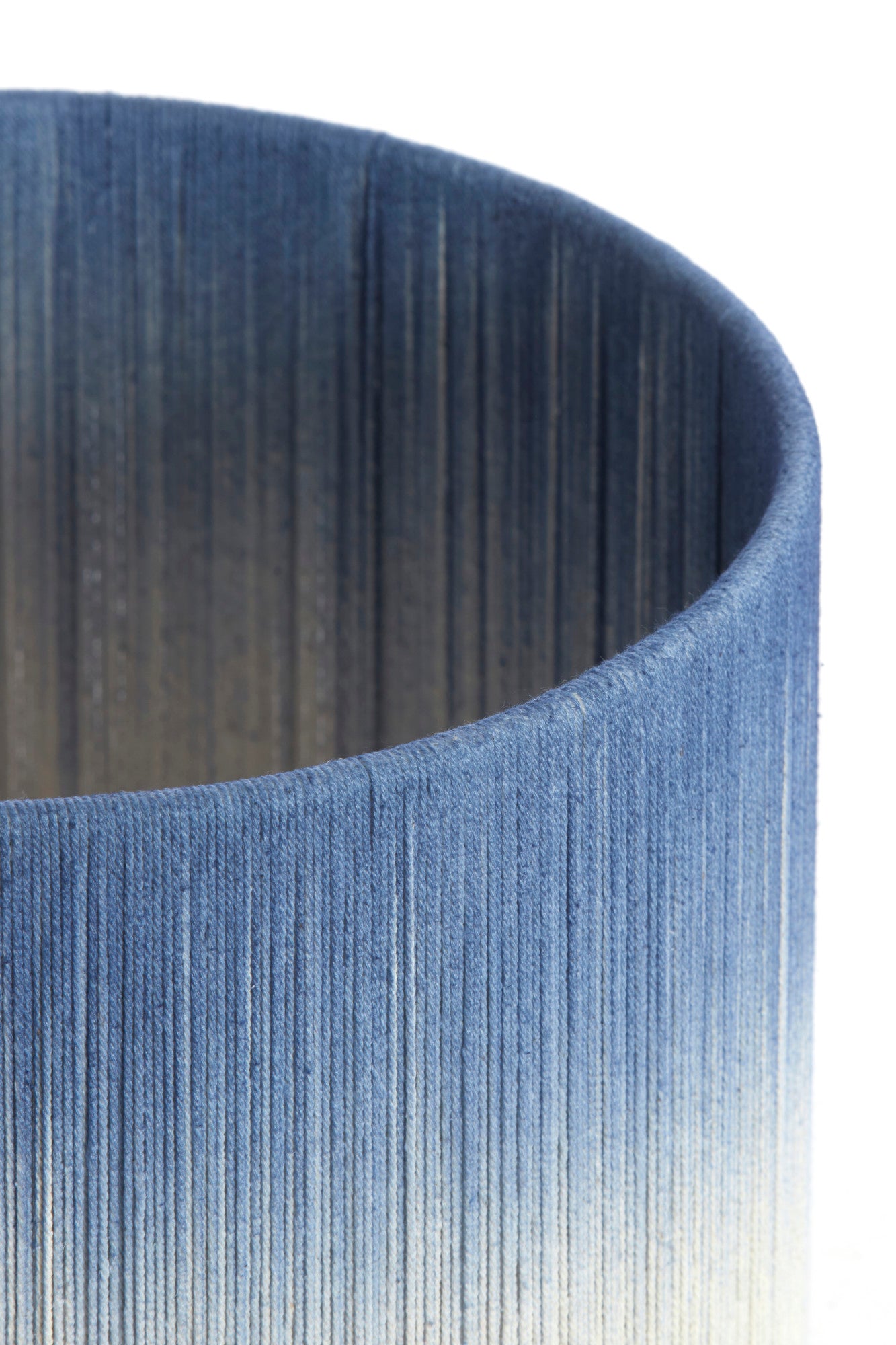 blauwe-ombre-lampenkap-cilindervormig-light-living-tossa-1-variant-image5