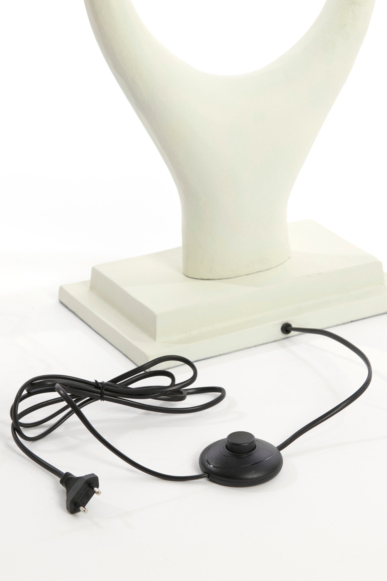 witte-twee-breede-lampenvoet-light-living-gavi-variant-image8