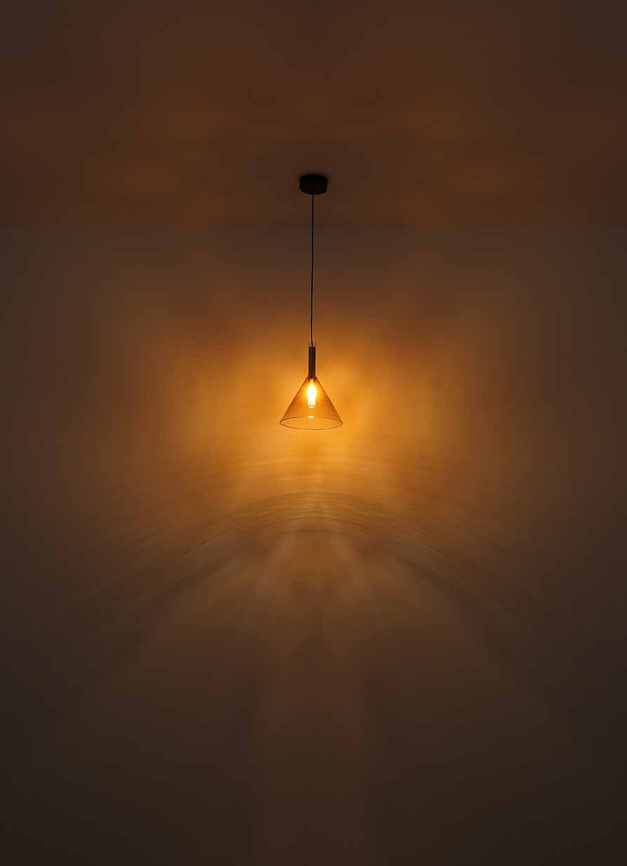 klassieke-glazen-metalen-hanglamp-zwart-globo-lopusa-variant-image3