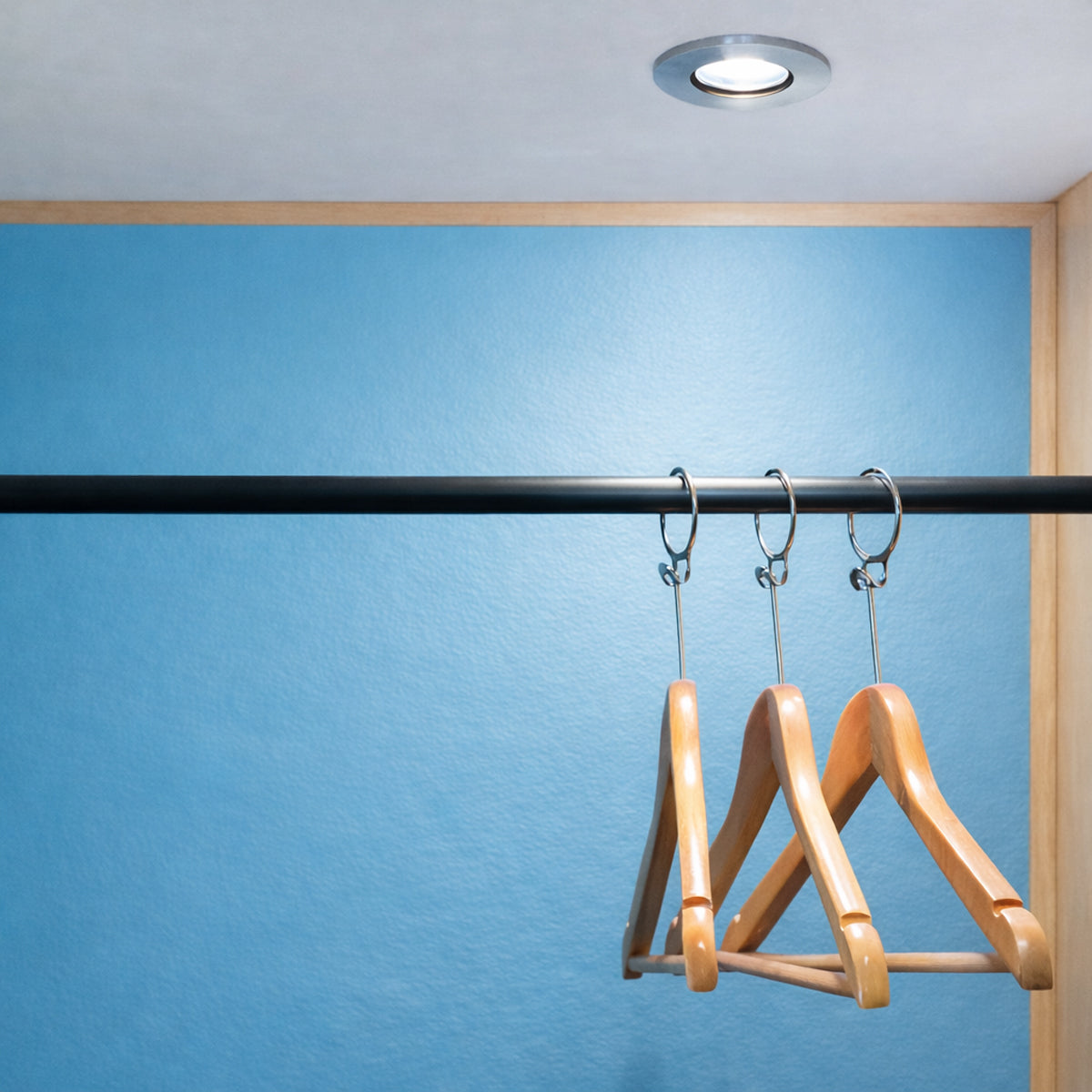 moderne-spot-staal-metaal-steinhauer-pelite-spot-variant-image2