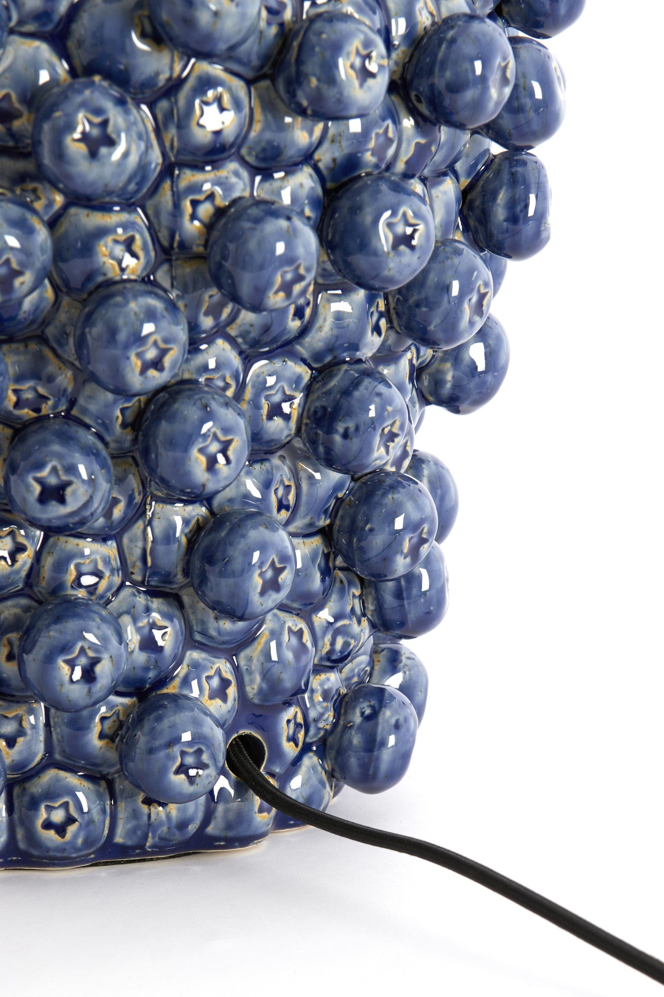 keramiek-tafellamp-rood-vrolijk-en-trendy-light-living-berries-variant-image6