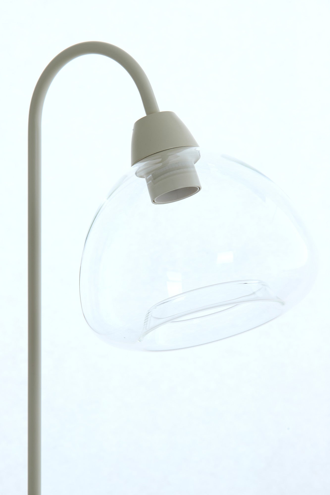 glazen-tafellamp-metaalvoet-light-living-bisho-variant-image5