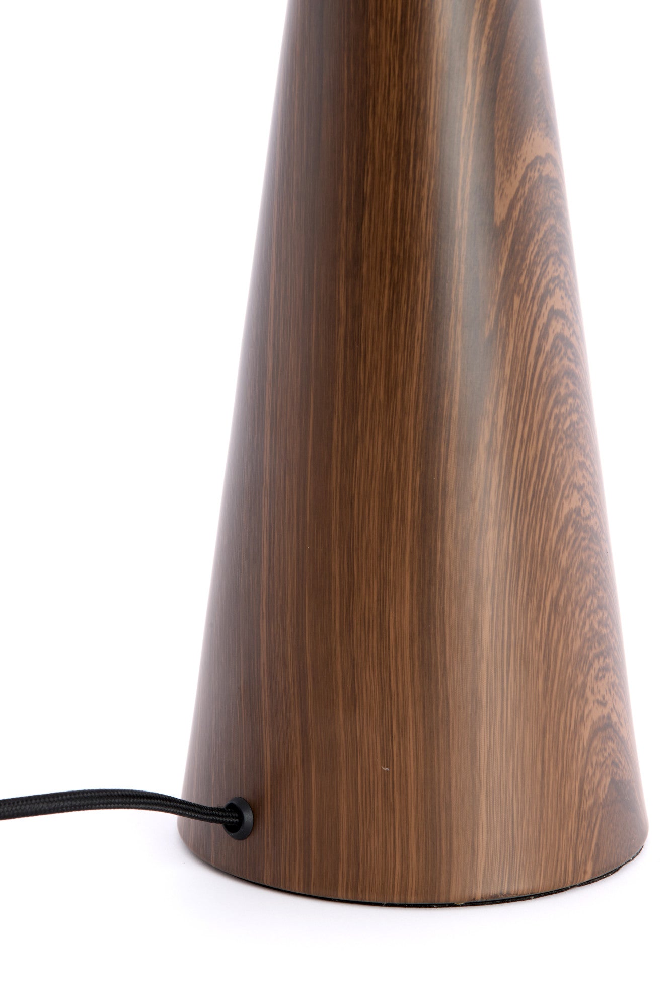 houten-tafellamp-conische-vorm-light-living-dinan-variant-image5