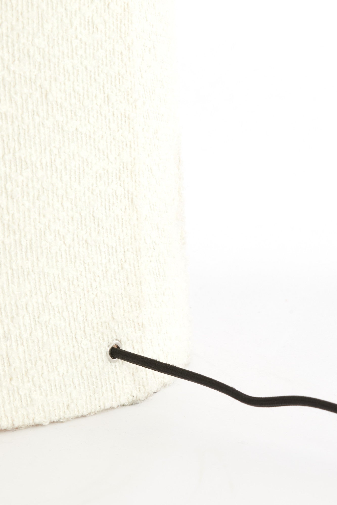 cilindervormige-beige-staande-lamp-light-living-mikkel-variant-image7