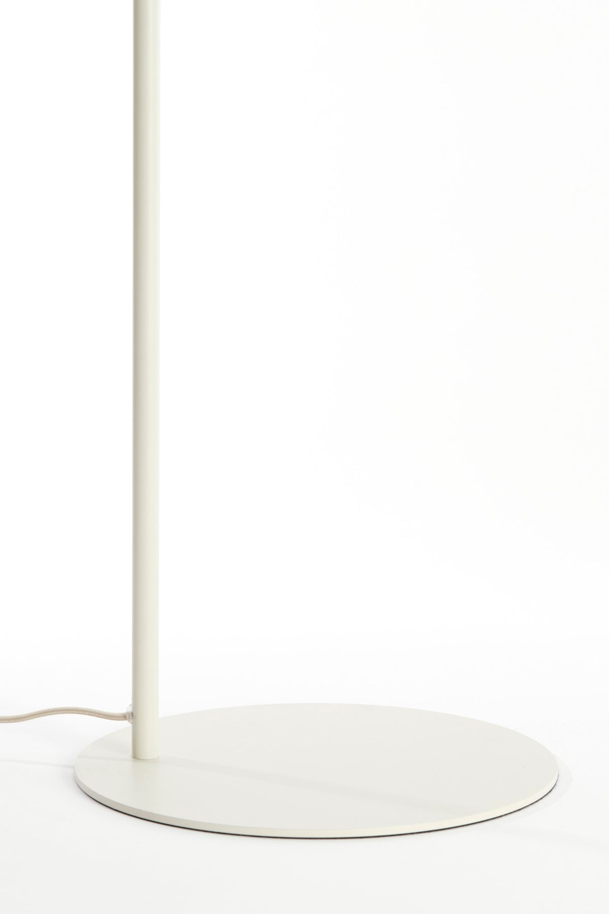 moderne-witte-vloerlamp-light-living-bisho-variant-image7