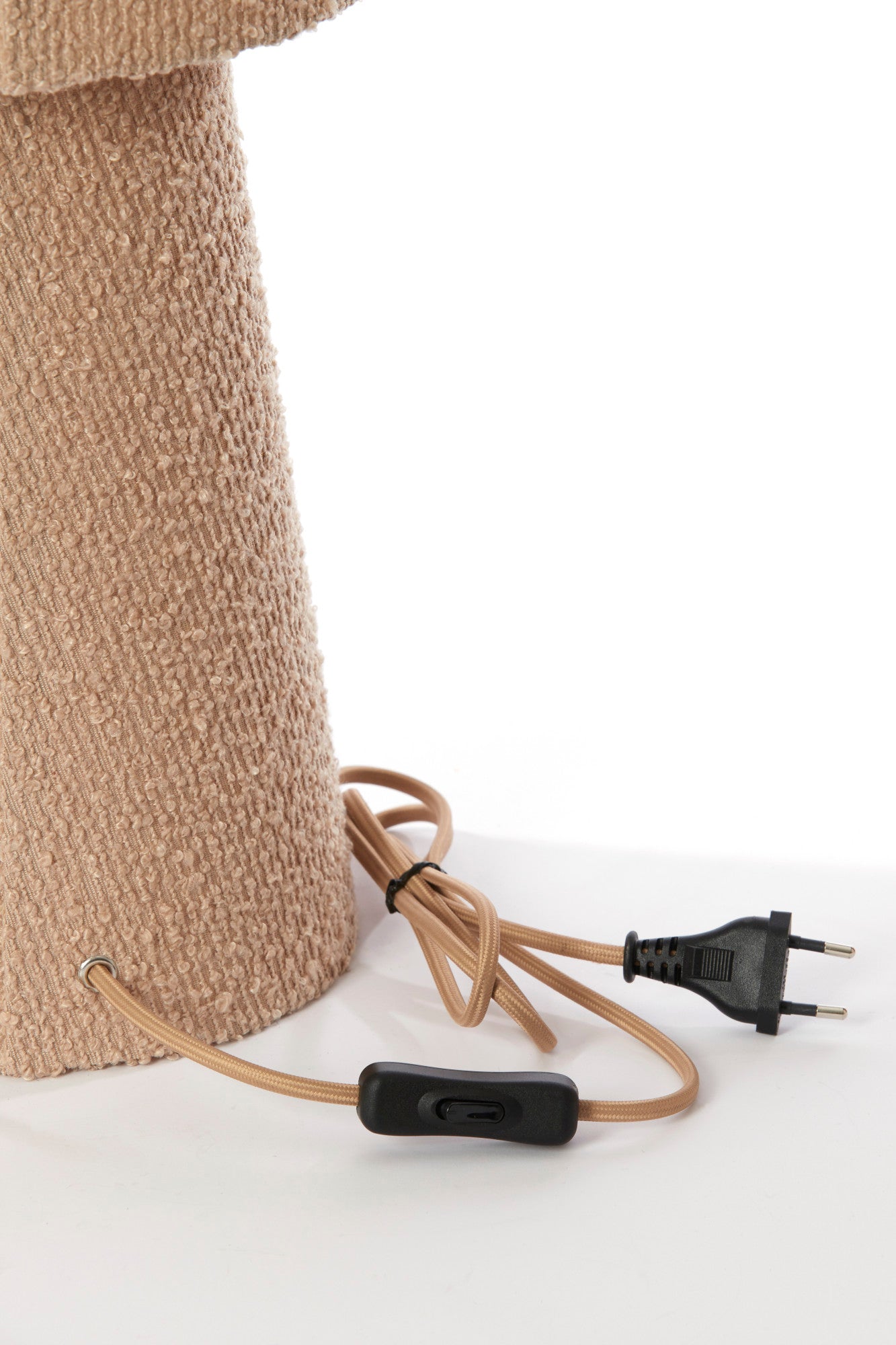 traditionele-tafellamp-dubbele-cilinders-light-living-mikkel-variant-image7