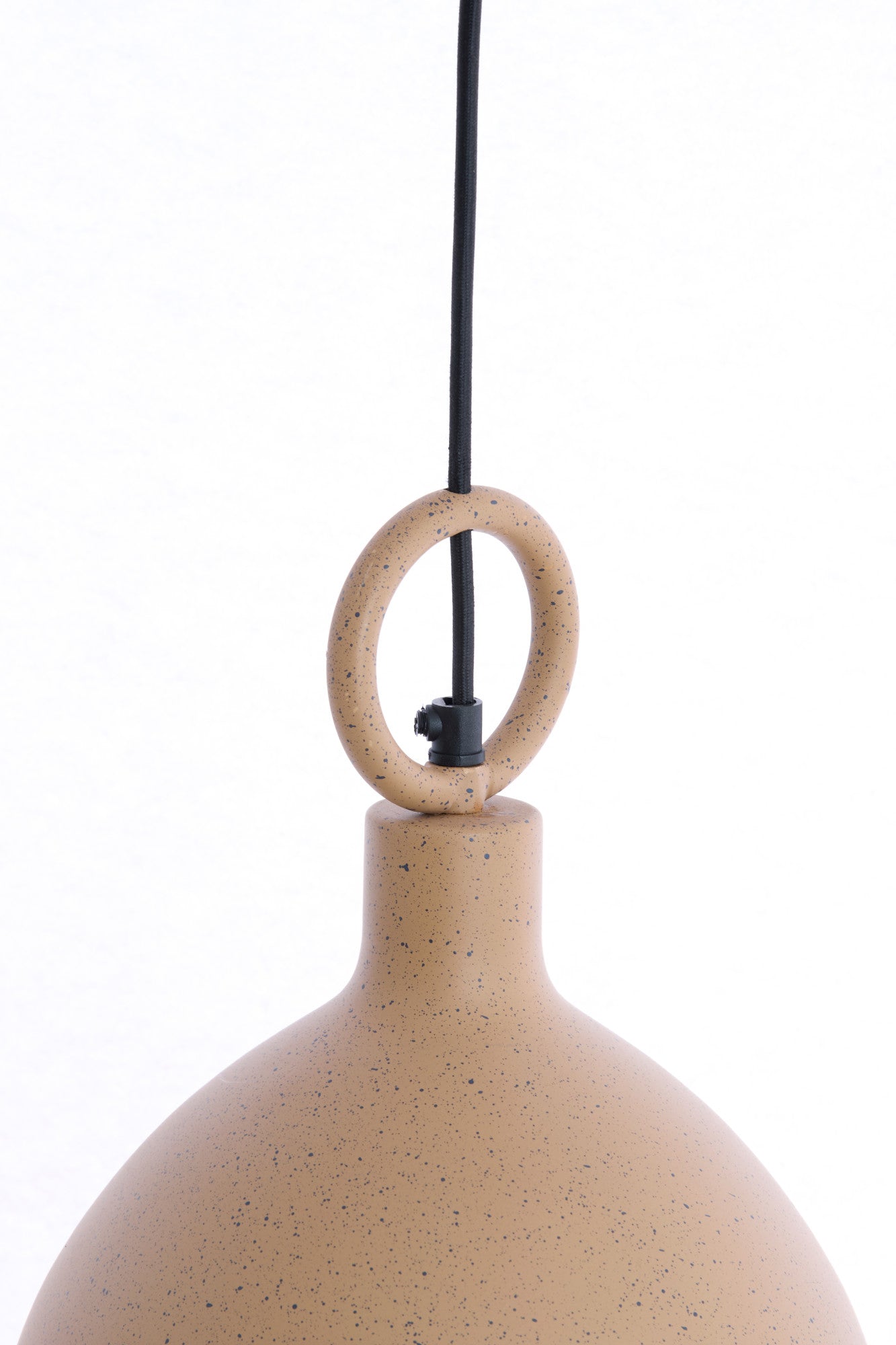 beige-keramische-hanglamp-stijlvol-light-living-rosero-variant-image6