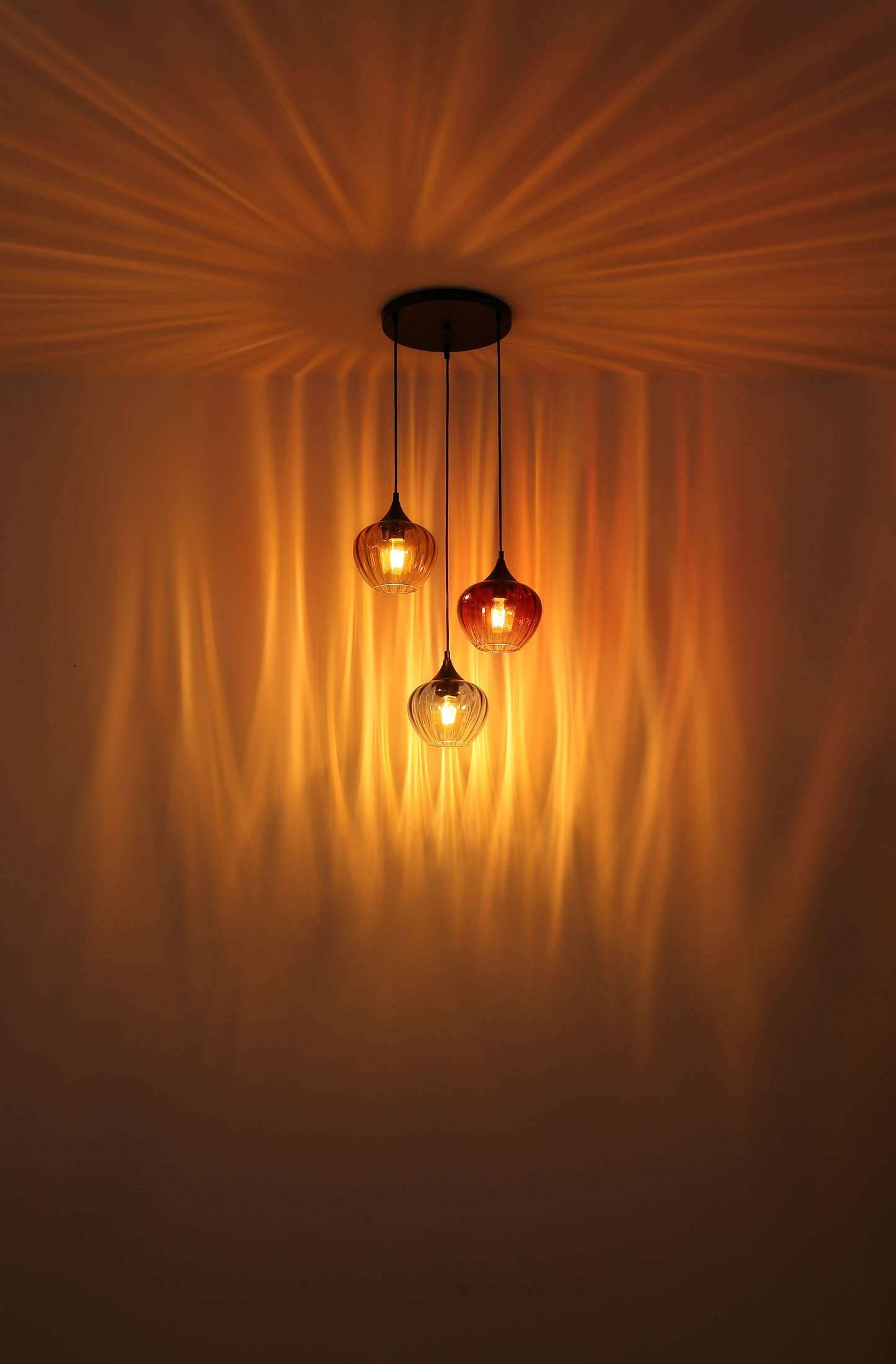 moderne-hanglamp-van-gerookt-glas-toy-variant-image3