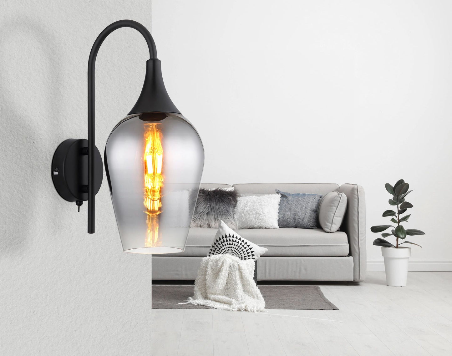 moderne-wandlamp-met-gebogen-vorm-en-glas-lavus-variant-image3