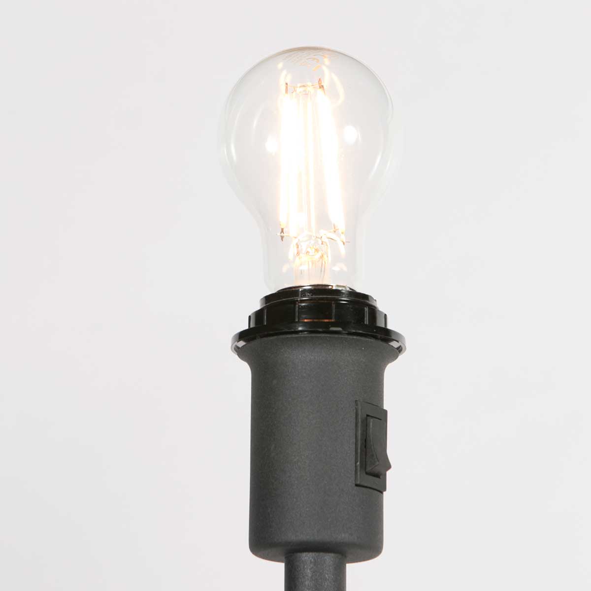vloerlamp-met-witte-kap-en-zwarte-basis-mexlite-noor-variant-image11
