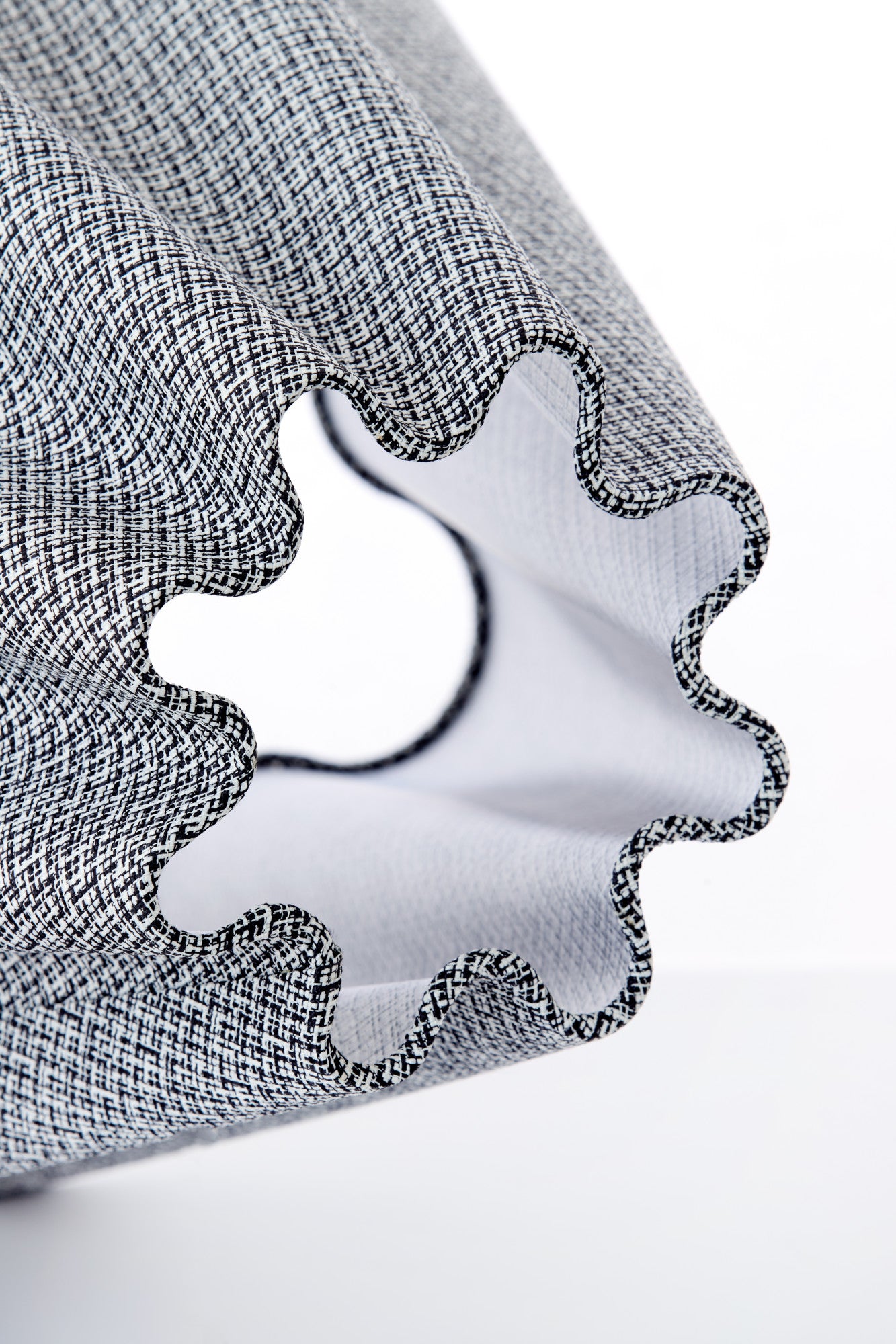 grijze-lampenkap-van-stof-light-living-bezaha-variant-image5