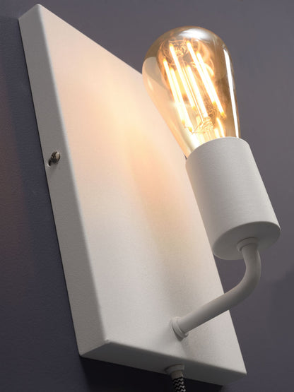 witte-minimalistische-wandlamp-rechthoekig-its-about-romi-madrid-variant-image3