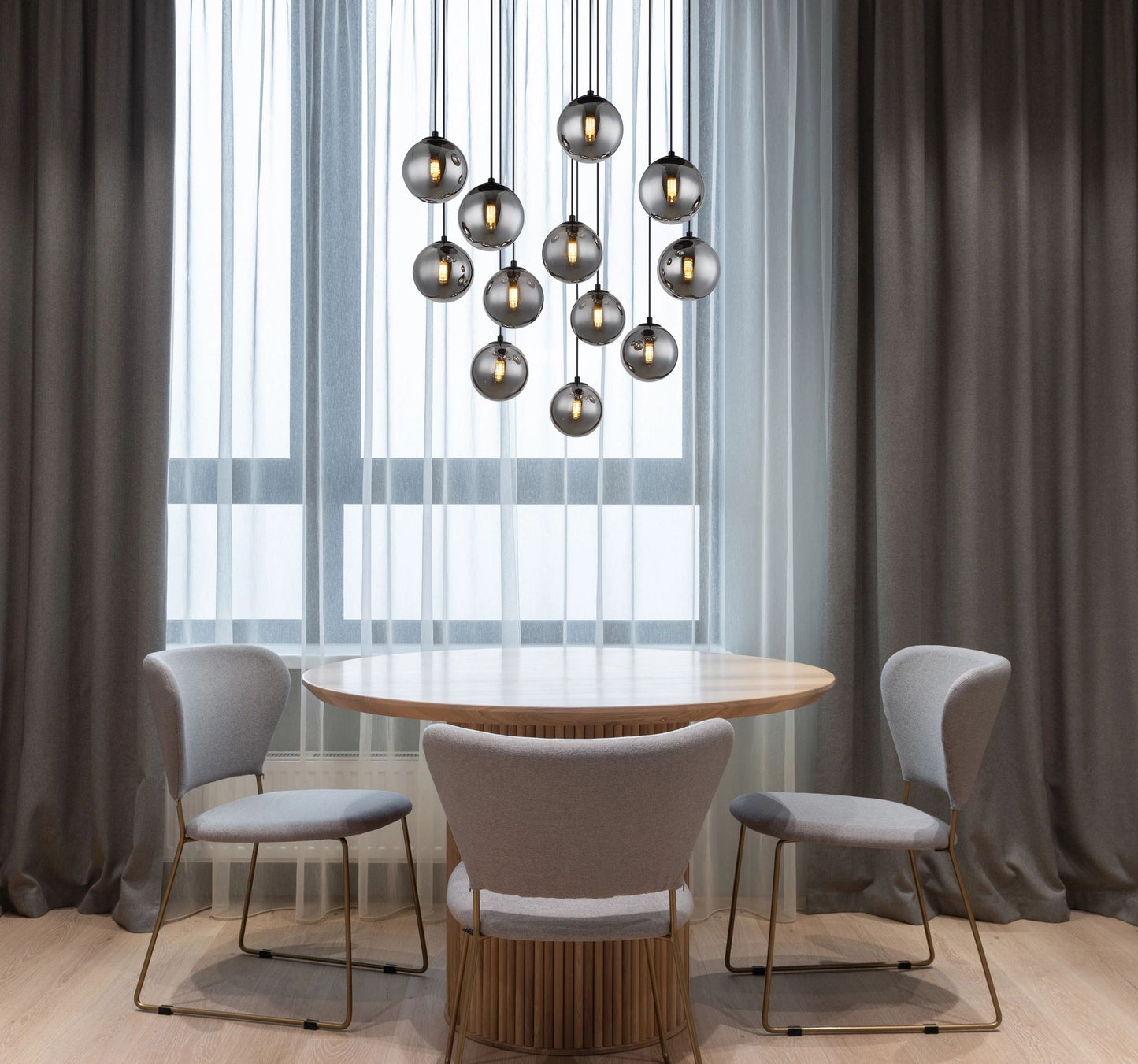 elegante-plafondlamp-met-rookkleurige-bollen-riha-variant-image2