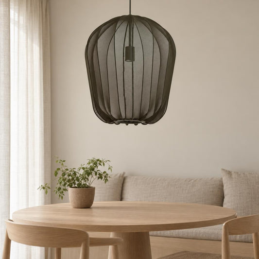 Candeeiro suspenso Plumeria verde Japandi Ø42 cm – fotografia de ambiente