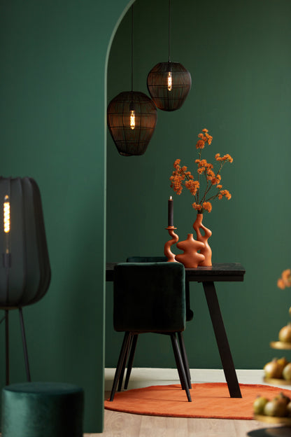 driepotige-vloerlamp-zwart-light-living-plumeria-variant-image4