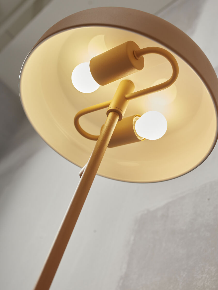 metalen-retro-oranje-tafellamp-its-about-romi-porto-variant-image6