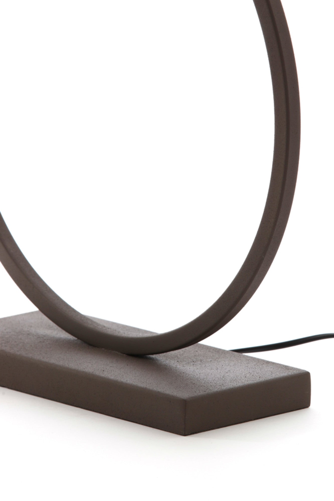 ronde-metalen-lampvoet-light-living-liva-variant-image5