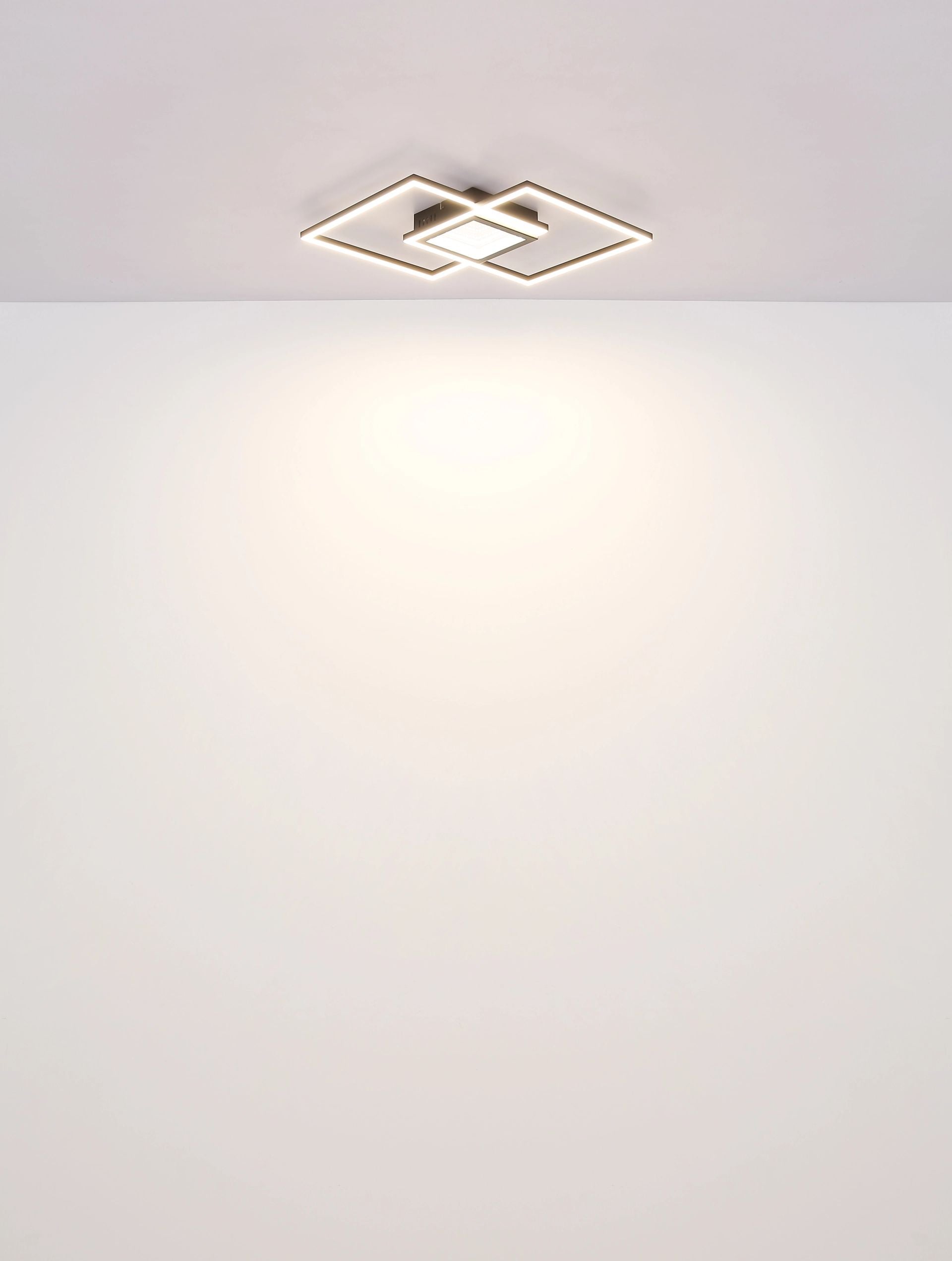 moderne-plafondlamp-met-uniek-ontwerp-en-afstandsbediening-saunders-variant-image9