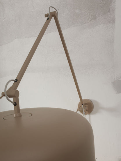 grijze-retro-wandlamp-metaal-its-about-romi-marseille-variant-image5