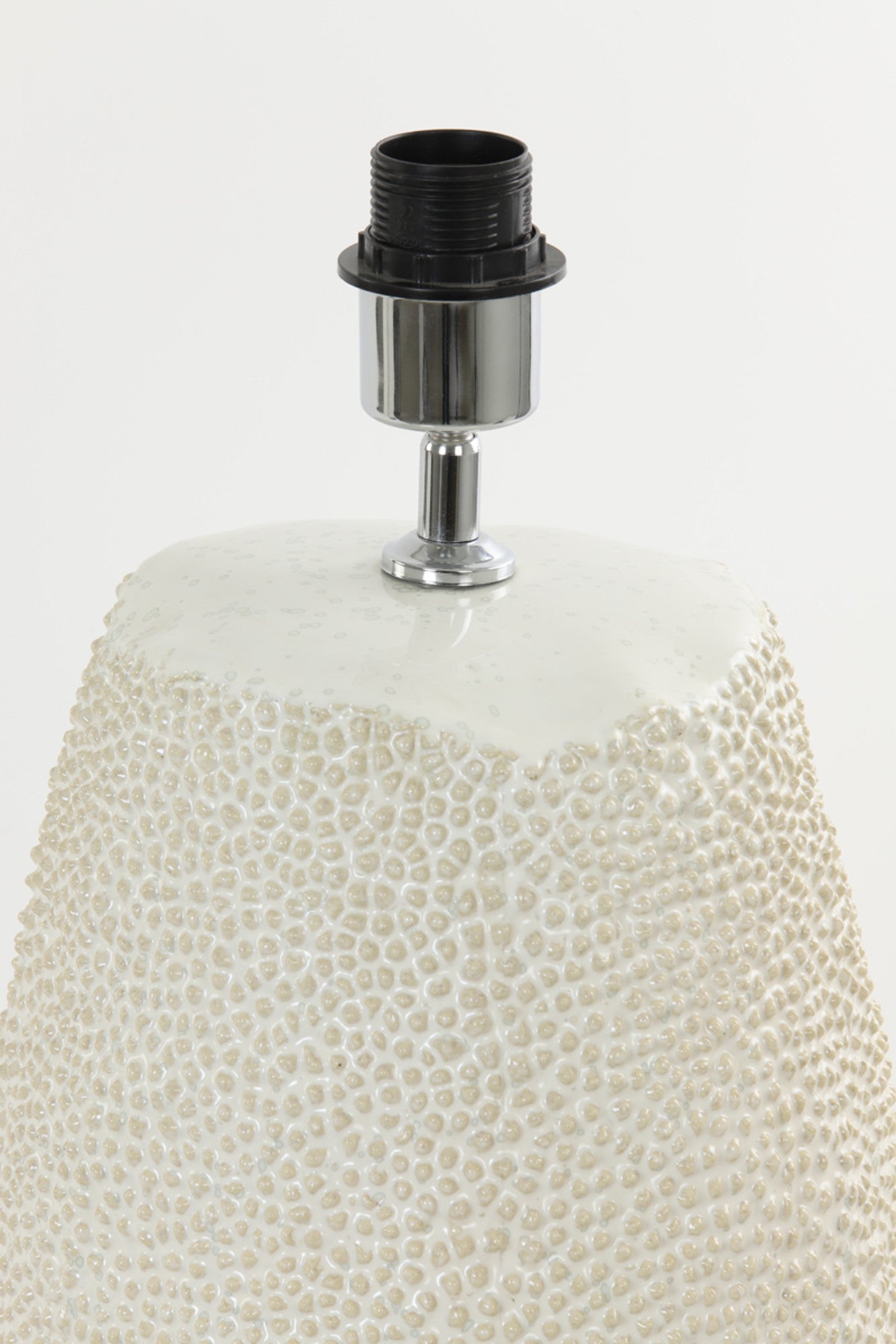 tafelvoet-met-textuur-wit-light-living-kyara-variant-image2