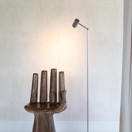 Elegantná niklová kovová stojaca lampa It's About RoMi Montreux – fotografia v interiéri