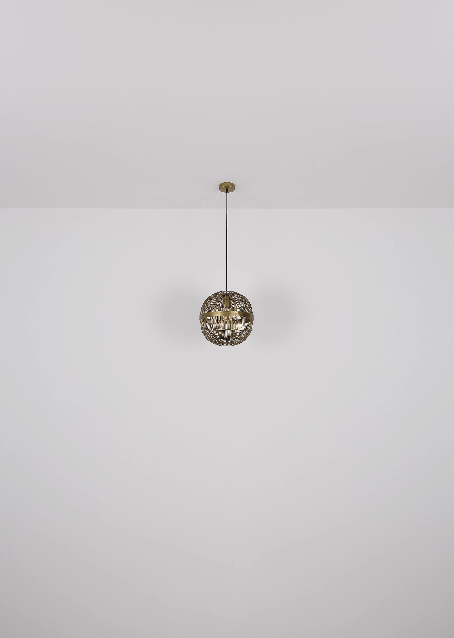 stijlvolle-hanglamp-in-oude-bronzen-afwerking-hermi-ii-variant-image6