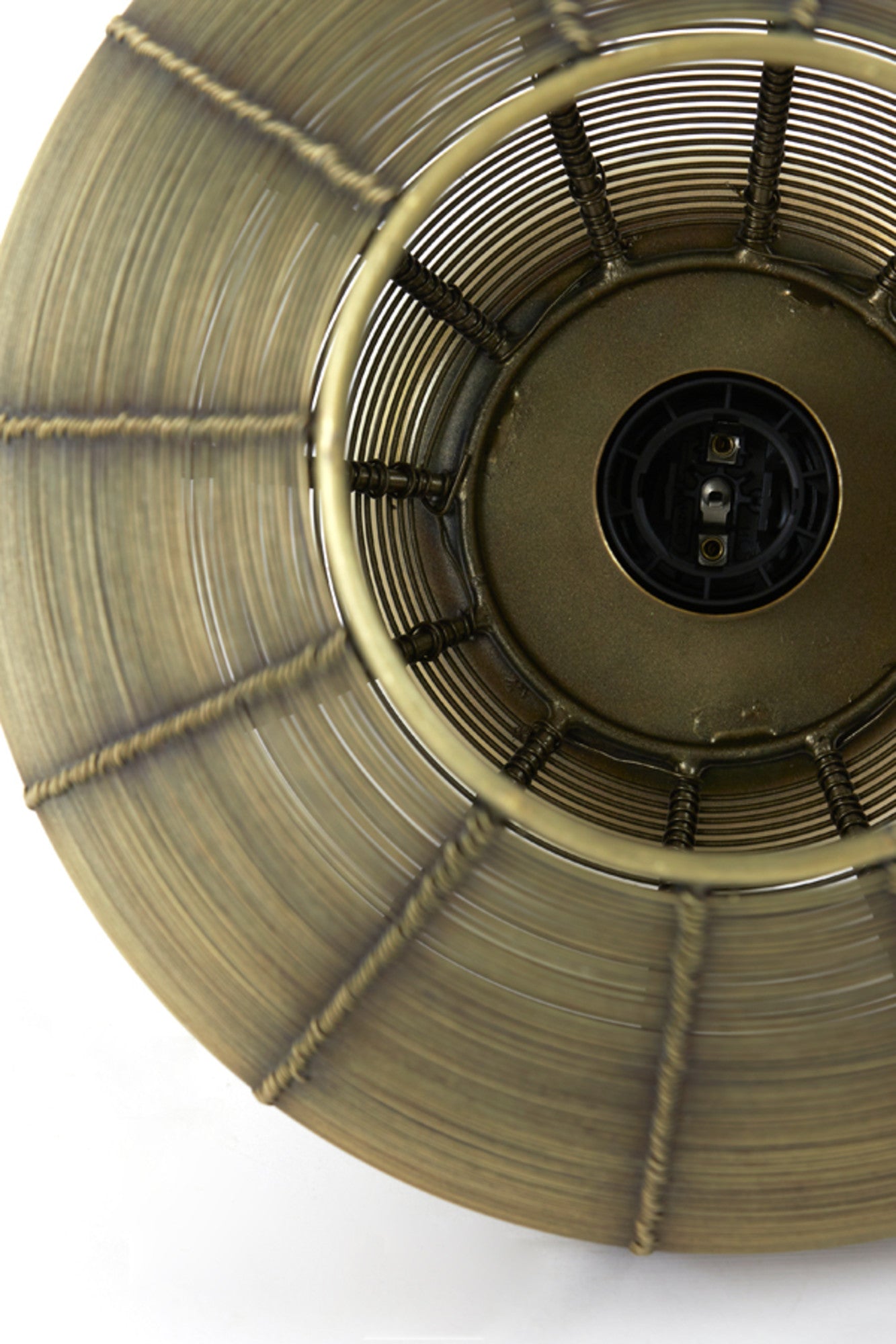 goudkleurige-metalen-bolle-draadlamp-light-living-suneko-variant-image6