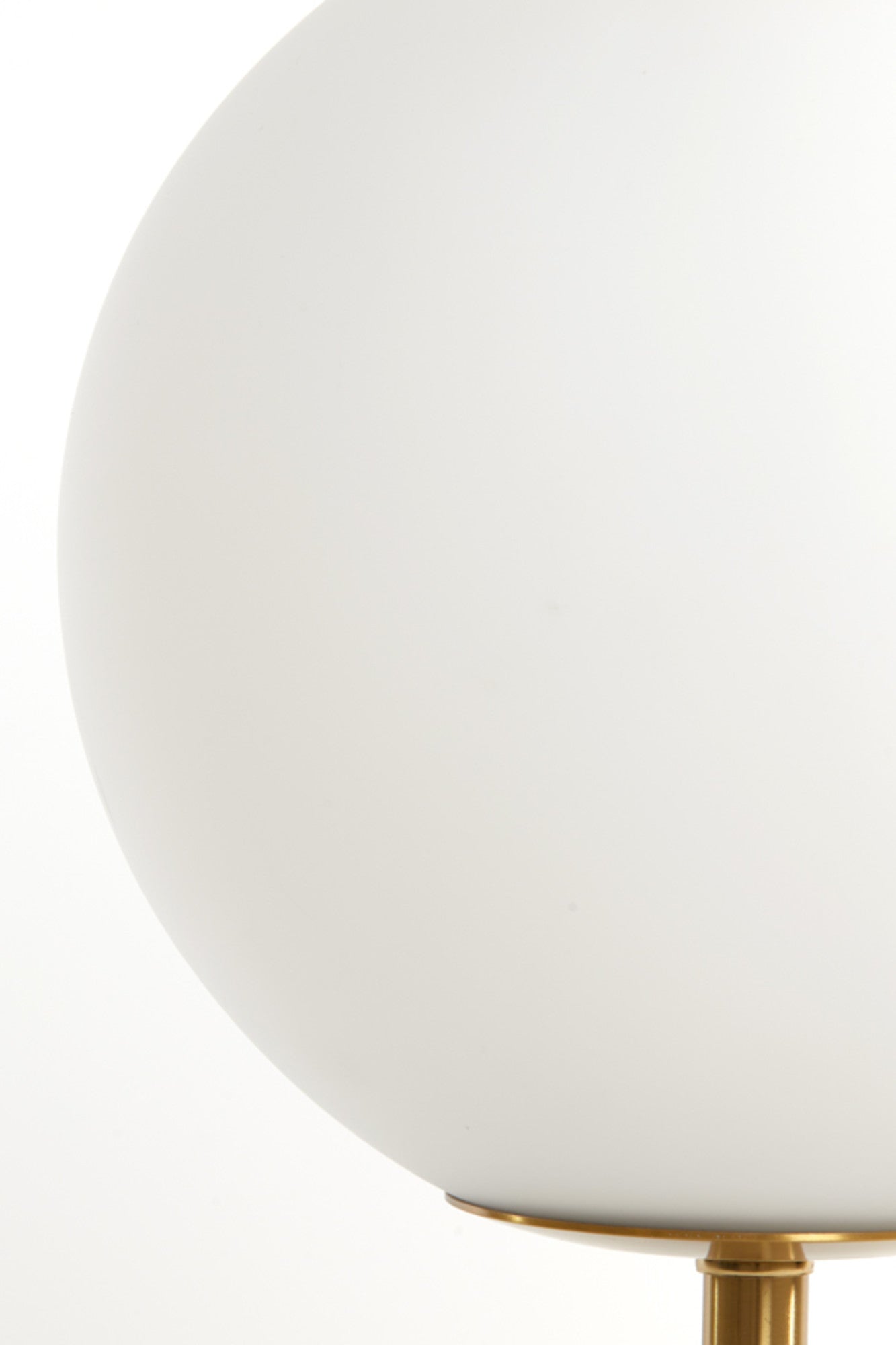 klassieke-wit-met-gouden-tafellamp-light-living-medina-variant-image7
