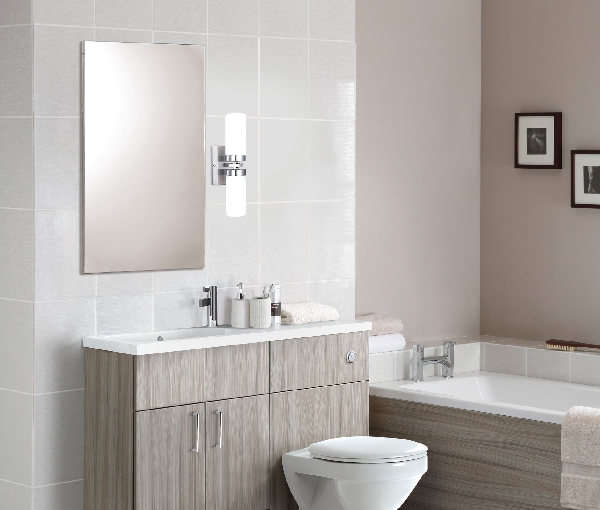 moderne-wandlamp-met-opaalglas-en-nikkel-space-variant-image4