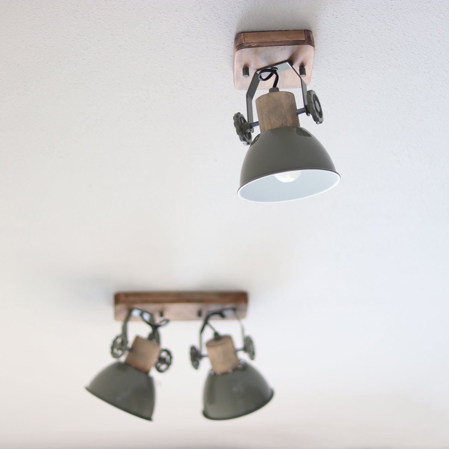 stoere-plafondlamp-met-hout-mexlite-gearwood-variant-image3