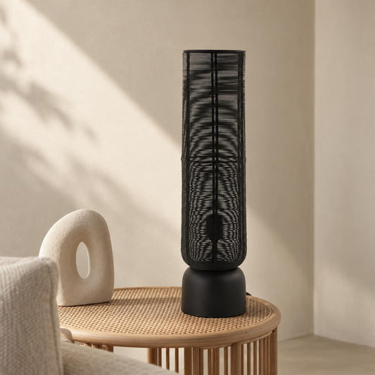 Čierna kovová stolná lampa Lezuza Light & Living – fotografia v interiéri