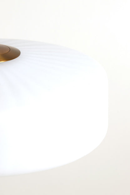 retro-witte-ronde-hanglamp-light-living-pleat-variant-image6