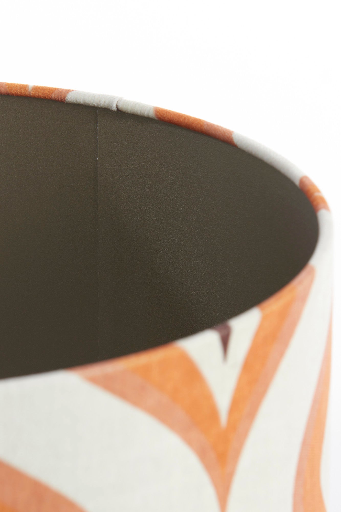 retro-patroon-lampenkap-oranjetint-light-living-cookie-variant-image5