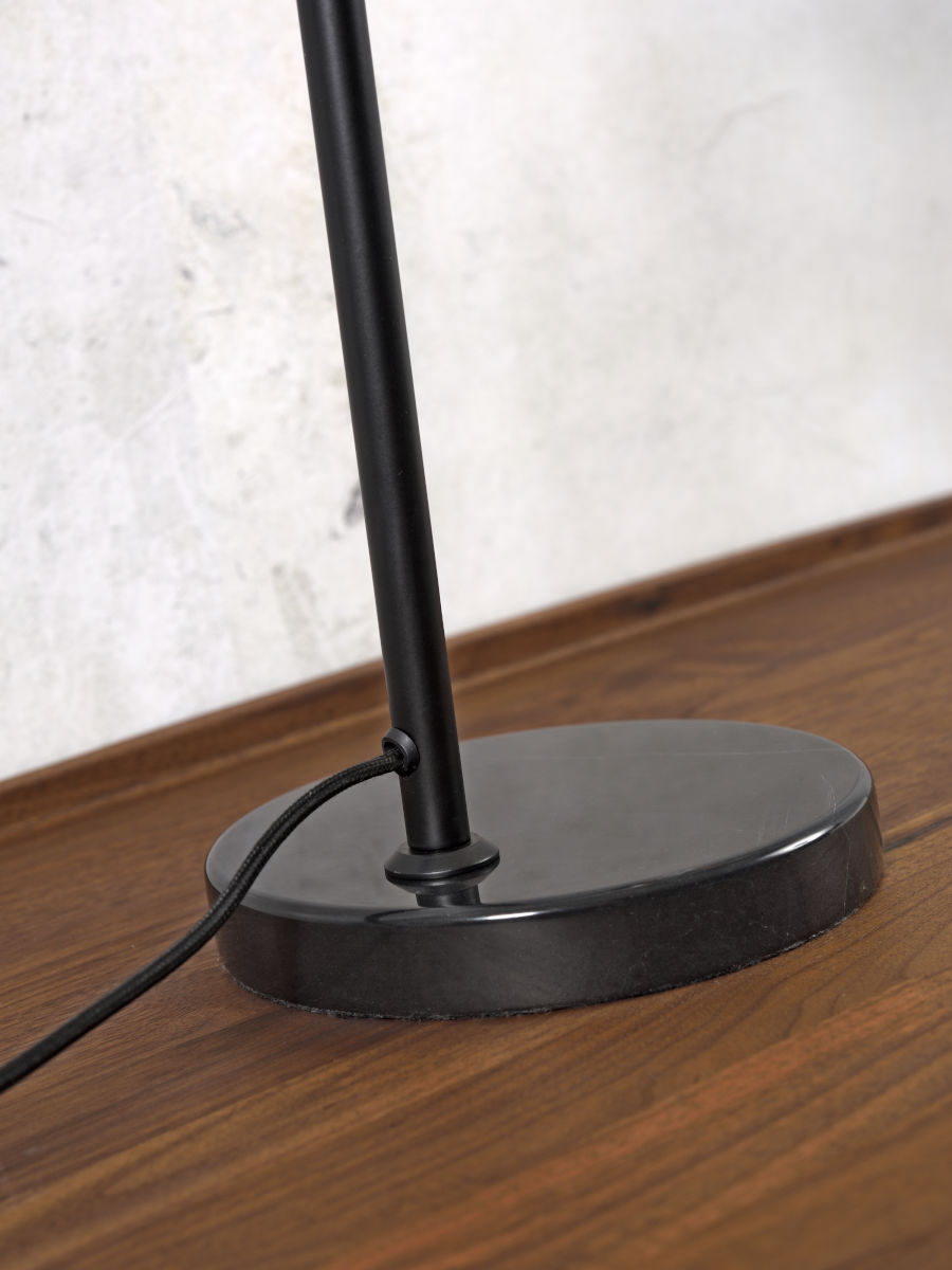 moderne-metalen-zwarte-tafellamp-its-about-romi-warsaw-variant-image6