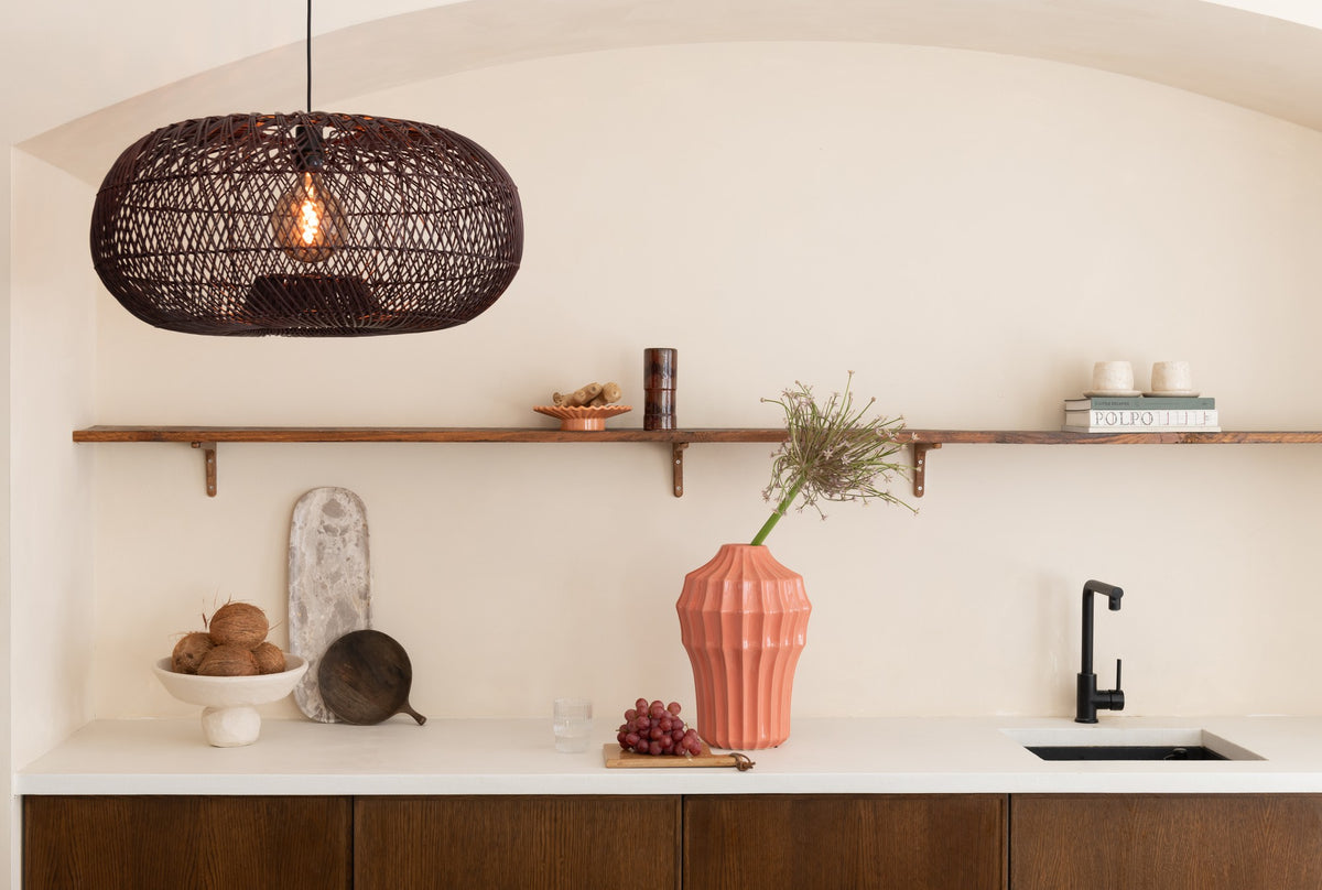 Bordeauxrode rotan hanglamp met vlechtwerk GOOD&MOJO Arizona – afbeelding 3