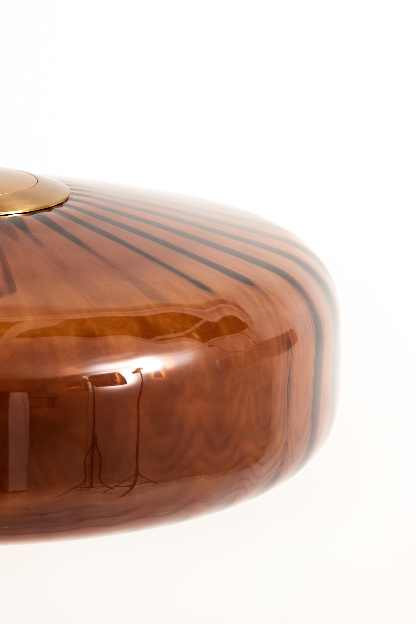 retro-bruine-rookglazen-hanglamp-light-living-pleat-variant-image6