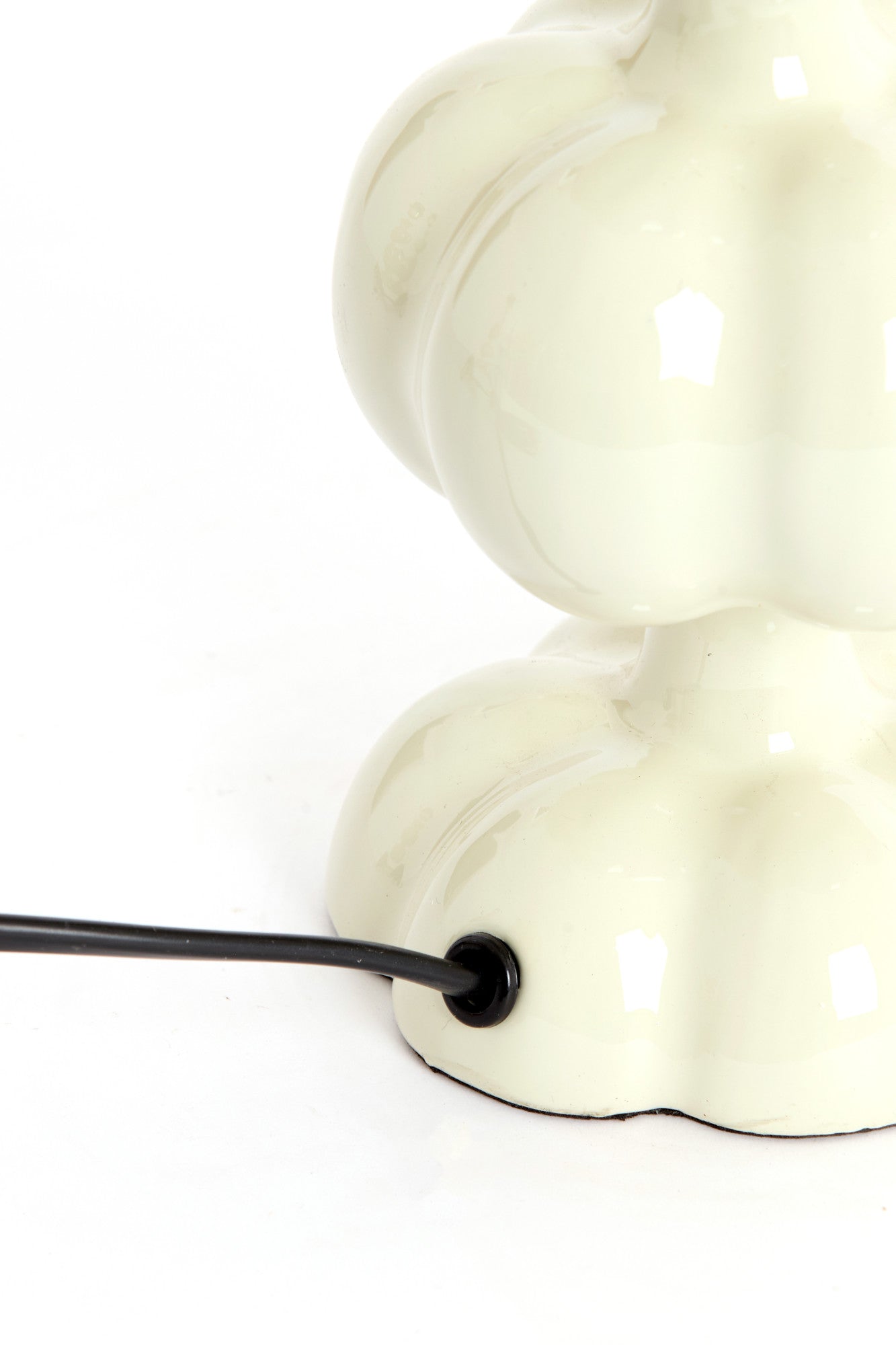 lampenvoet-witte-bolletjes-light-living-caldas-variant-image5